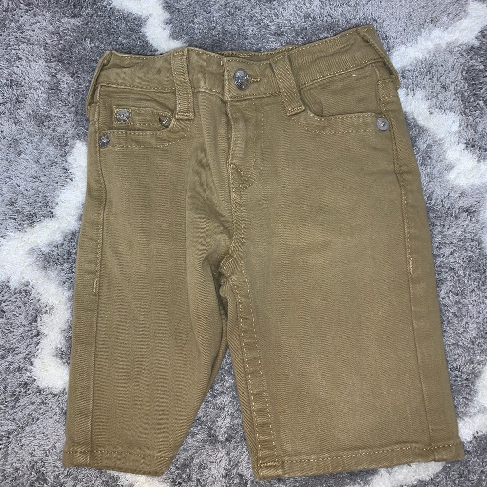 True Religion: Boys shorts - Picture 1 of 3